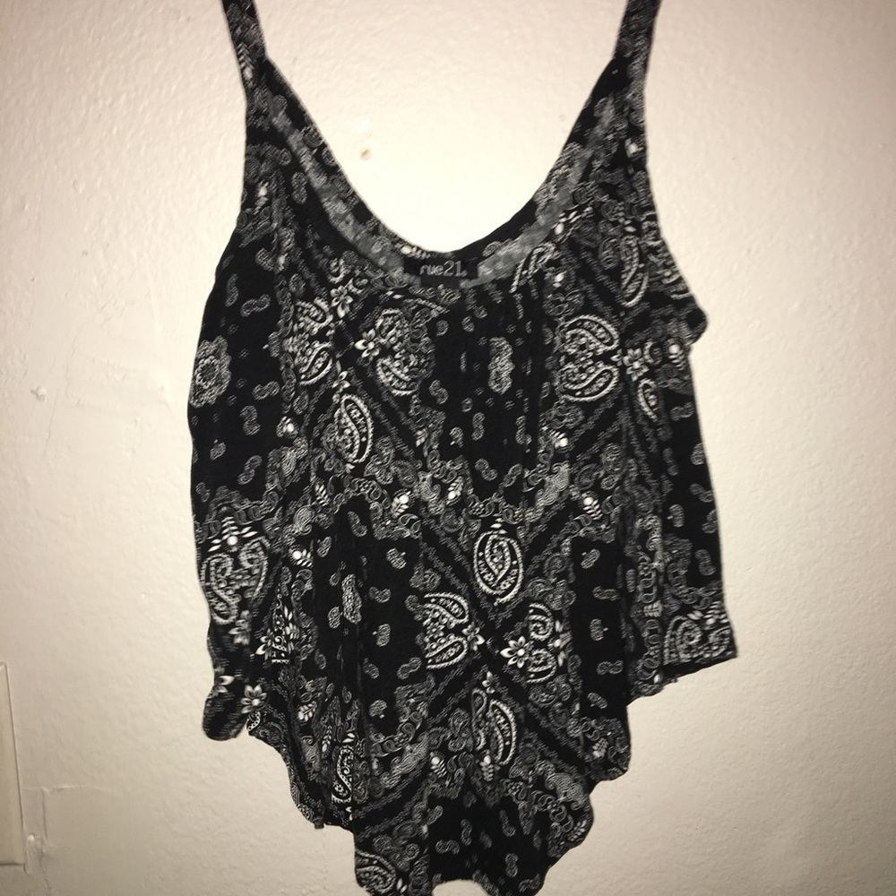 Rue 21 crop top
